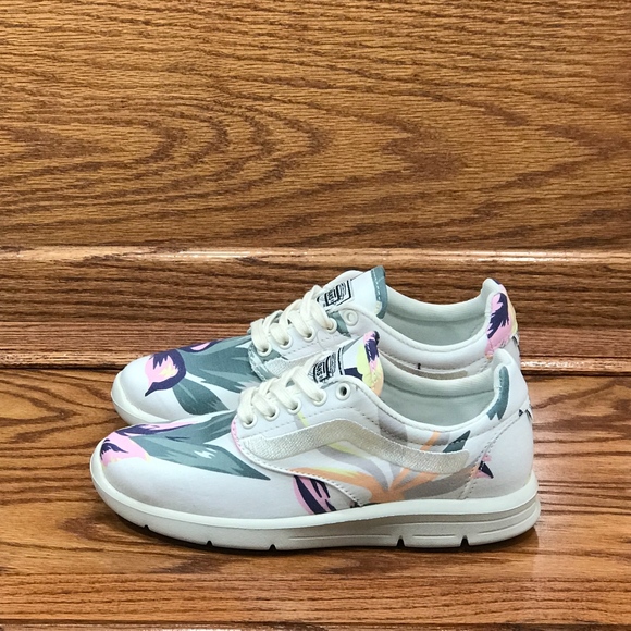 Vans Iso 1.5 Vintage Floral Marshmallow Shoes - Picture 2 of 8